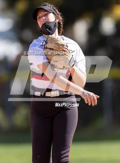Thumbnail 1 in Lincoln East vs Omaha Westside photogallery.