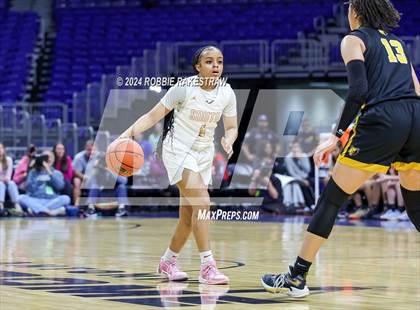 Thumbnail 3 in South Grand Prairie vs. Brennan (UIL 6A Basketball Semifinal) photogallery.