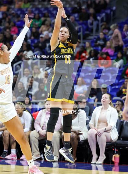 Thumbnail 3 in South Grand Prairie vs. Brennan (UIL 6A Basketball Semifinal) photogallery.