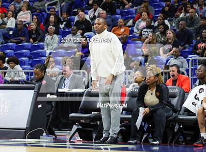 Thumbnail 1 in South Grand Prairie vs. Brennan (UIL 6A Basketball Semifinal) photogallery.
