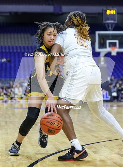 Thumbnail 2 in South Grand Prairie vs. Brennan (UIL 6A Basketball Semifinal) photogallery.