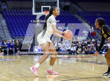 Thumbnail 3 in South Grand Prairie vs. Brennan (UIL 6A Basketball Semifinal) photogallery.