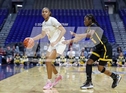 Thumbnail 3 in South Grand Prairie vs. Brennan (UIL 6A Basketball Semifinal) photogallery.