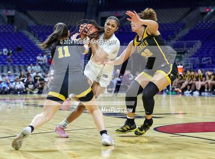 Thumbnail 1 in South Grand Prairie vs. Brennan (UIL 6A Basketball Semifinal) photogallery.