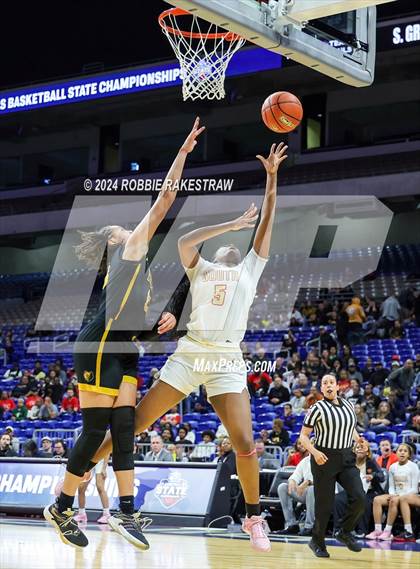 Thumbnail 1 in South Grand Prairie vs. Brennan (UIL 6A Basketball Semifinal) photogallery.