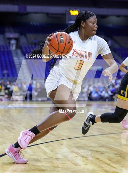 Thumbnail 2 in South Grand Prairie vs. Brennan (UIL 6A Basketball Semifinal) photogallery.