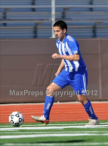 Thumbnail 3 in Turner [R. L.] vs Beaumont Central (Lobo Winter Invitational) photogallery.