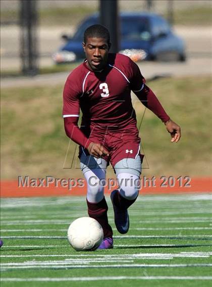 Thumbnail 3 in Turner [R. L.] vs Beaumont Central (Lobo Winter Invitational) photogallery.
