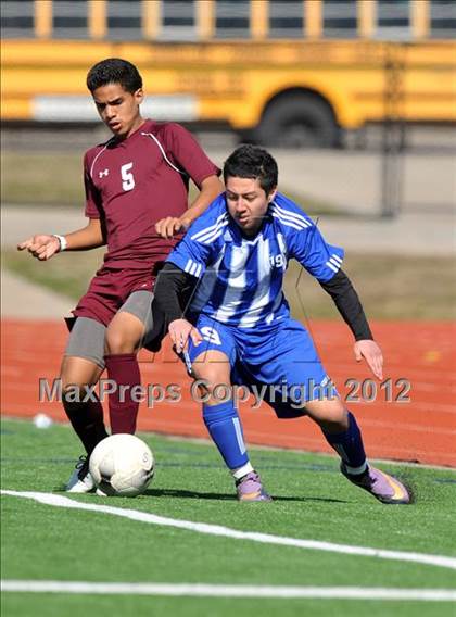 Thumbnail 1 in Turner [R. L.] vs Beaumont Central (Lobo Winter Invitational) photogallery.