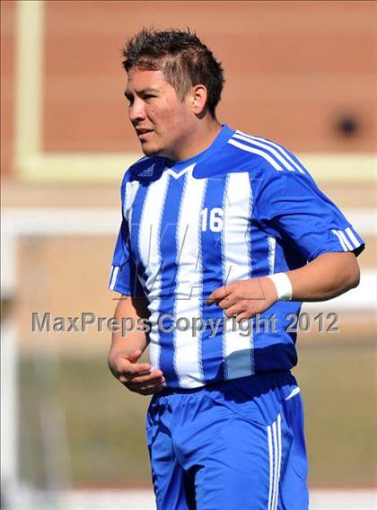 Thumbnail 3 in Turner [R. L.] vs Beaumont Central (Lobo Winter Invitational) photogallery.