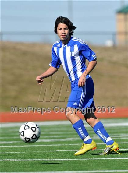 Thumbnail 1 in Turner [R. L.] vs Beaumont Central (Lobo Winter Invitational) photogallery.
