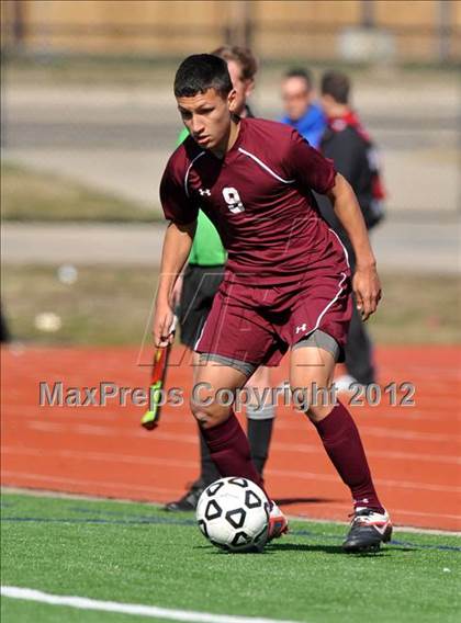 Thumbnail 2 in Turner [R. L.] vs Beaumont Central (Lobo Winter Invitational) photogallery.
