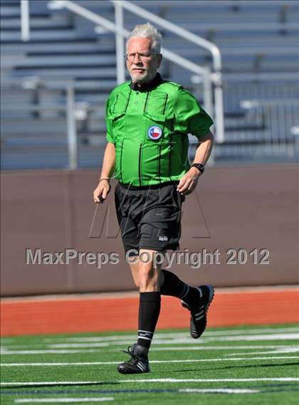 Thumbnail 1 in Turner [R. L.] vs Beaumont Central (Lobo Winter Invitational) photogallery.