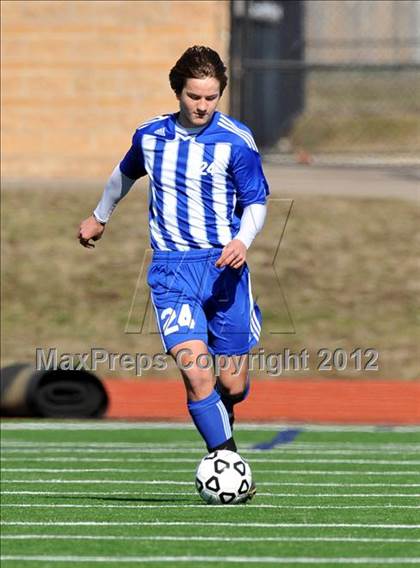 Thumbnail 1 in Turner [R. L.] vs Beaumont Central (Lobo Winter Invitational) photogallery.