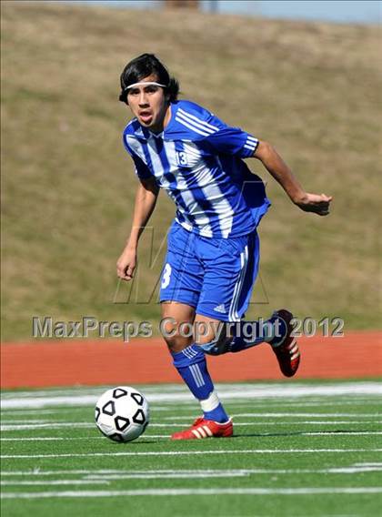 Thumbnail 3 in Turner [R. L.] vs Beaumont Central (Lobo Winter Invitational) photogallery.