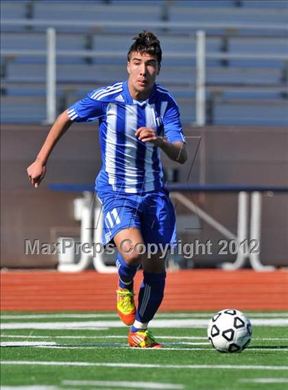 Thumbnail 3 in Turner [R. L.] vs Beaumont Central (Lobo Winter Invitational) photogallery.