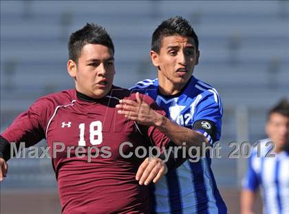 Thumbnail 2 in Turner [R. L.] vs Beaumont Central (Lobo Winter Invitational) photogallery.