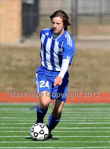 Thumbnail 3 in Turner [R. L.] vs Beaumont Central (Lobo Winter Invitational) photogallery.
