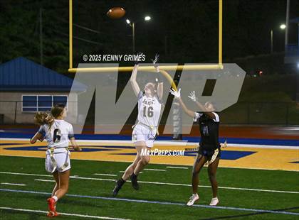 Thumbnail 2 in Marist @ Chattahoochee photogallery.