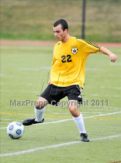 Thumbnail 1 in Lahser vs Farmington (Detroit Country Day Tournament) photogallery.
