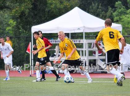 Thumbnail 1 in Lahser vs Farmington (Detroit Country Day Tournament) photogallery.
