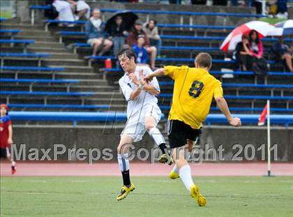 Thumbnail 2 in Lahser vs Farmington (Detroit Country Day Tournament) photogallery.