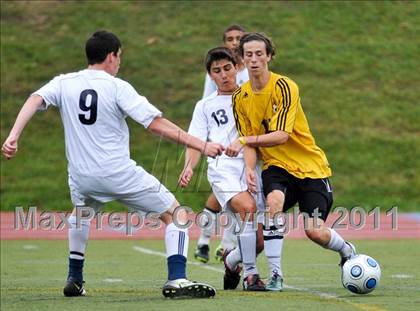 Thumbnail 1 in Lahser vs Farmington (Detroit Country Day Tournament) photogallery.
