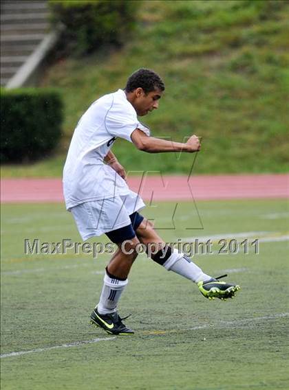 Thumbnail 2 in Lahser vs Farmington (Detroit Country Day Tournament) photogallery.