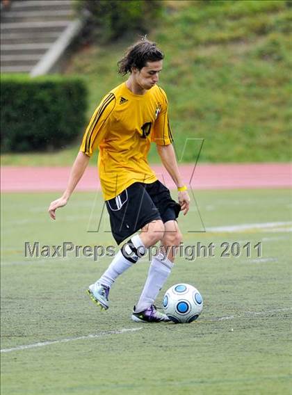 Thumbnail 2 in Lahser vs Farmington (Detroit Country Day Tournament) photogallery.