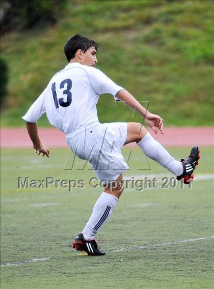 Thumbnail 2 in Lahser vs Farmington (Detroit Country Day Tournament) photogallery.