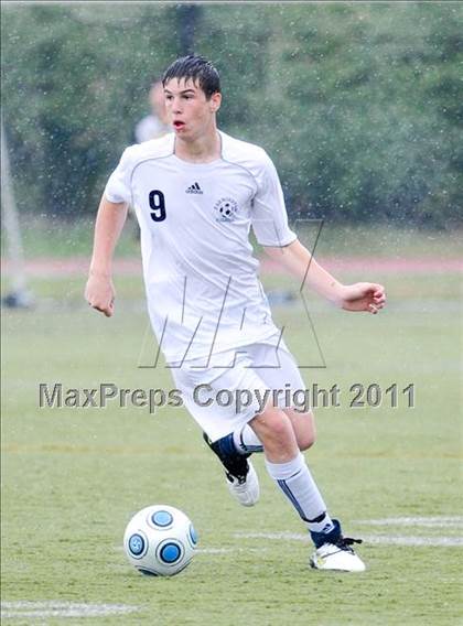 Thumbnail 2 in Lahser vs Farmington (Detroit Country Day Tournament) photogallery.