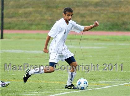 Thumbnail 2 in Lahser vs Farmington (Detroit Country Day Tournament) photogallery.