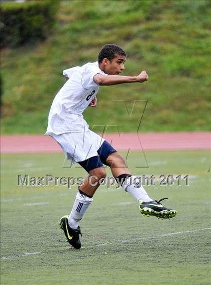 Thumbnail 3 in Lahser vs Farmington (Detroit Country Day Tournament) photogallery.