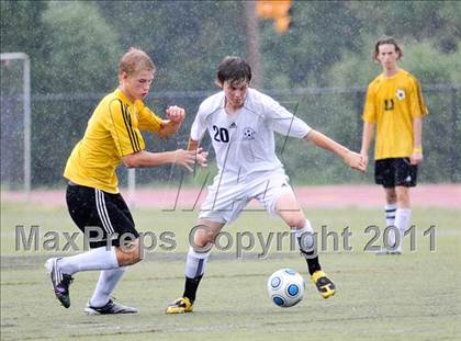 Thumbnail 1 in Lahser vs Farmington (Detroit Country Day Tournament) photogallery.