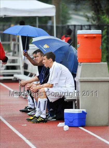 Thumbnail 2 in Lahser vs Farmington (Detroit Country Day Tournament) photogallery.