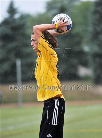 Thumbnail 1 in Lahser vs Farmington (Detroit Country Day Tournament) photogallery.