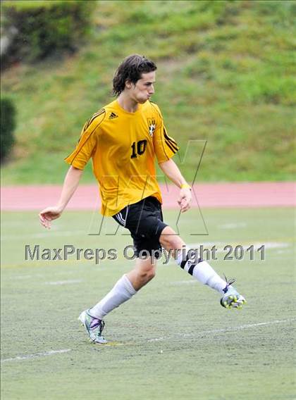 Thumbnail 3 in Lahser vs Farmington (Detroit Country Day Tournament) photogallery.