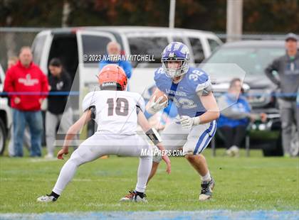 Thumbnail 1 in Lawrence vs. Gardiner photogallery.