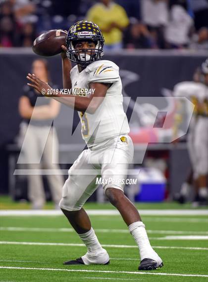 Thumbnail 2 in Alief Hastings vs Atascocita (UIL 6A Area Playoff) photogallery.