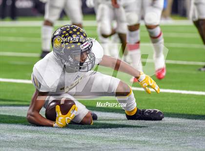 Thumbnail 1 in Alief Hastings vs Atascocita (UIL 6A Area Playoff) photogallery.