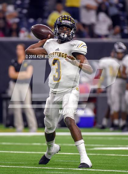 Thumbnail 3 in Alief Hastings vs Atascocita (UIL 6A Area Playoff) photogallery.