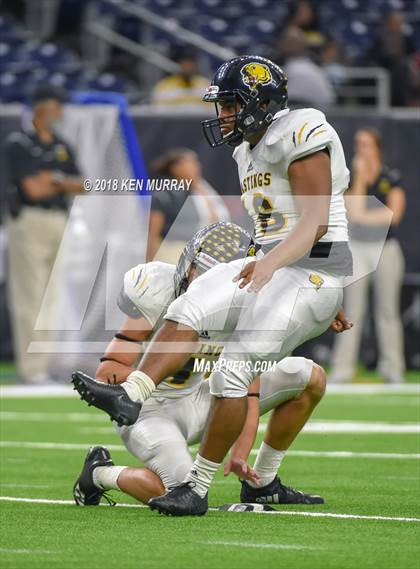 Thumbnail 2 in Alief Hastings vs Atascocita (UIL 6A Area Playoff) photogallery.