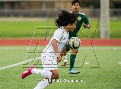 Thumbnail 2 in Mayde Creek vs Klein Forest photogallery.