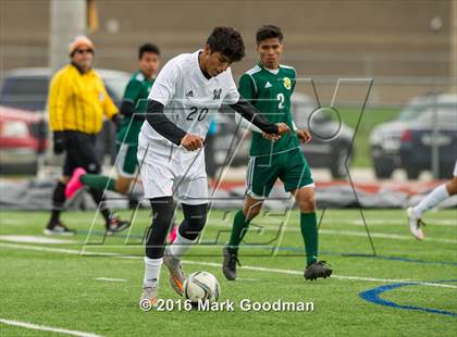 Thumbnail 3 in Mayde Creek vs Klein Forest photogallery.