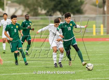 Thumbnail 3 in Mayde Creek vs Klein Forest photogallery.