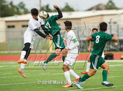 Thumbnail 2 in Mayde Creek vs Klein Forest photogallery.