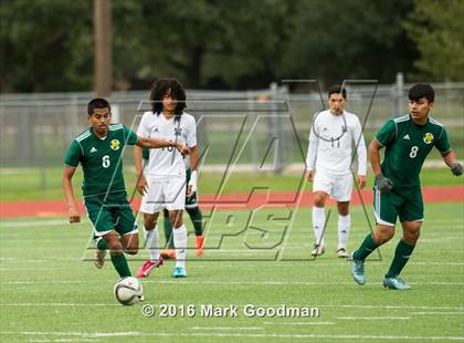 Thumbnail 3 in Mayde Creek vs Klein Forest photogallery.