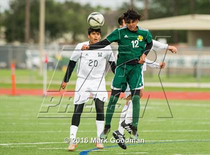 Thumbnail 3 in Mayde Creek vs Klein Forest photogallery.