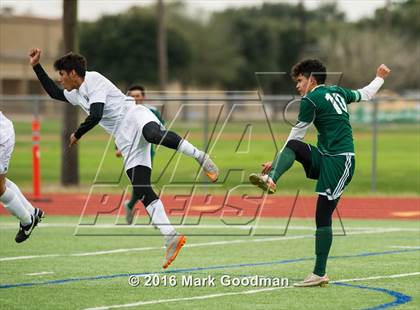 Thumbnail 2 in Mayde Creek vs Klein Forest photogallery.