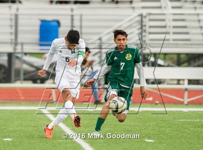 Thumbnail 3 in Mayde Creek vs Klein Forest photogallery.